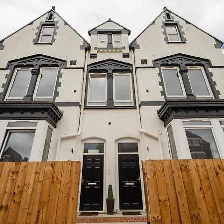 Legion House 8 * TEESSIDE